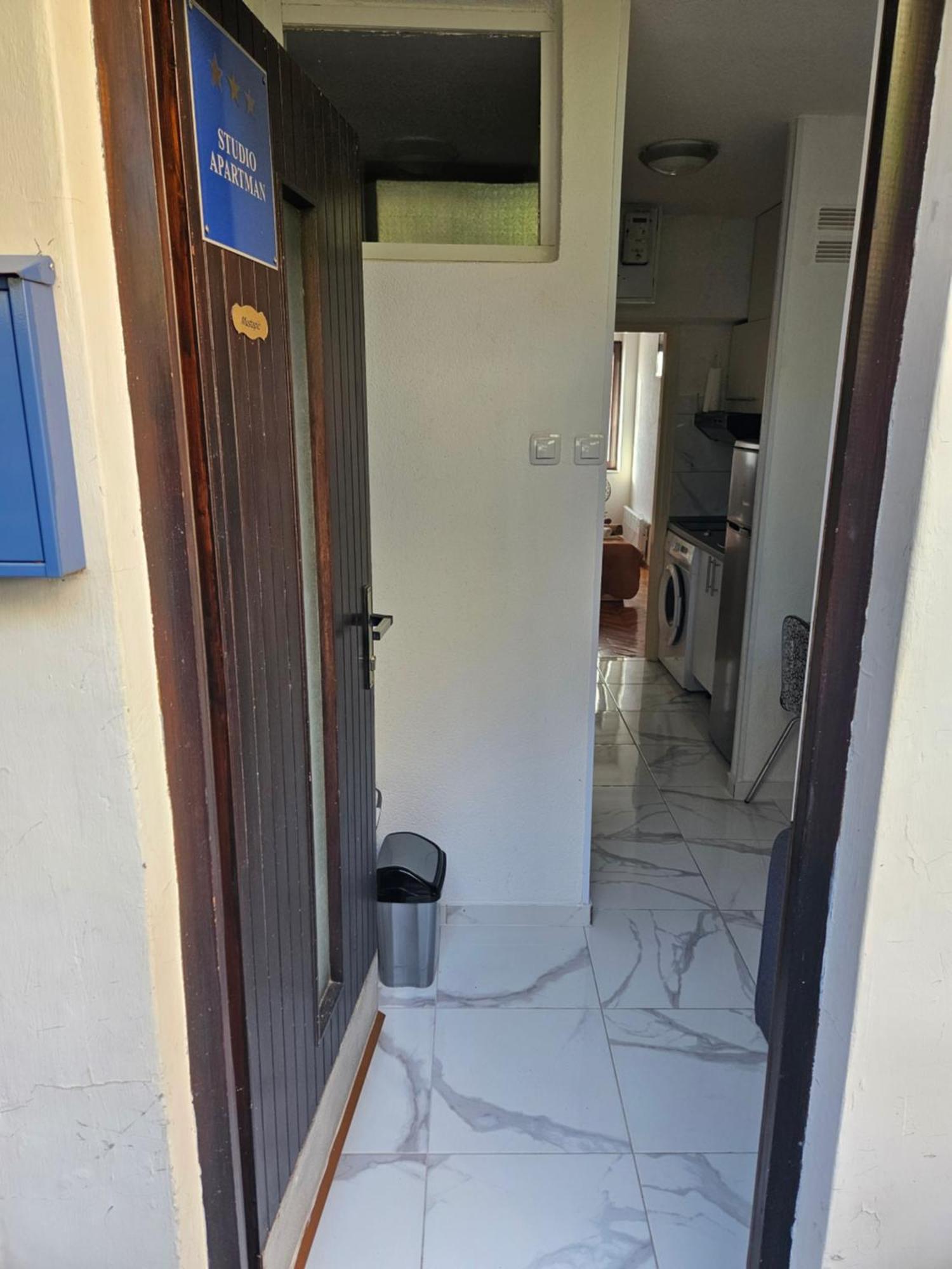 Ferienwohnung Morska Postelja - Sea Bed Omiš Exterior foto