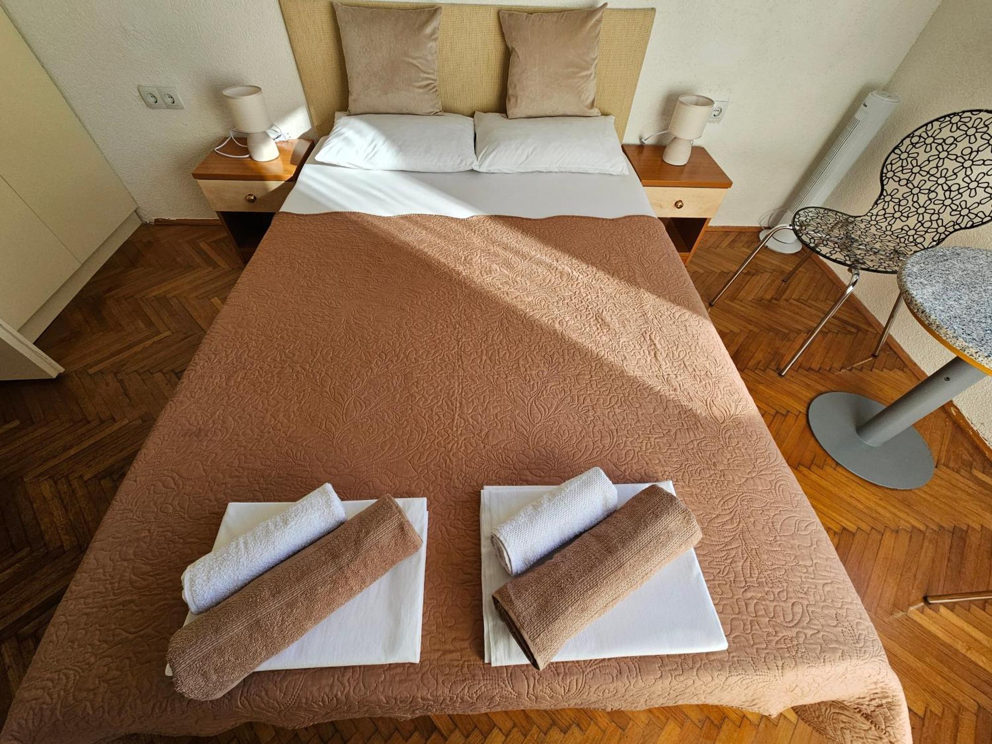 Ferienwohnung Morska Postelja - Sea Bed Omiš Exterior foto